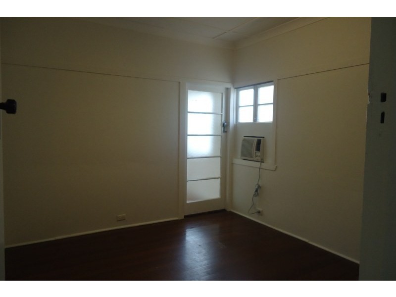 24 Pelham Street, Coorparoo QLD 4151