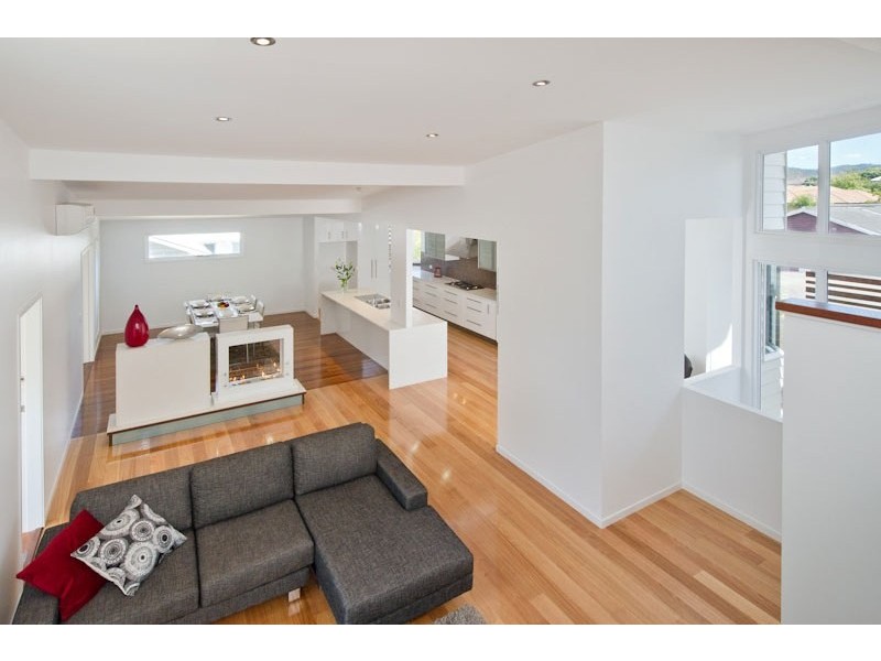 12 Thurlow Street, Newmarket QLD 4051