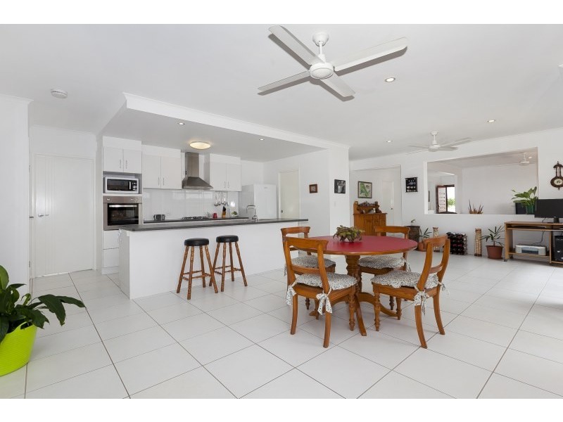 15 Lancewood Place, Moggill QLD 4070