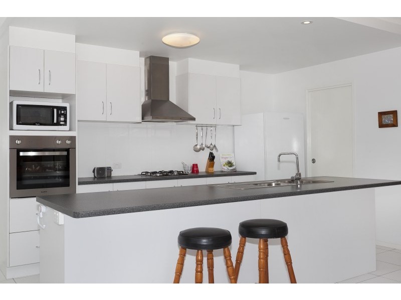 15 Lancewood Place, Moggill QLD 4070