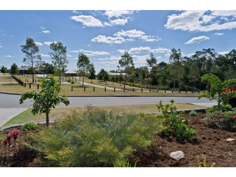 15 Lancewood Place, Moggill QLD 4070