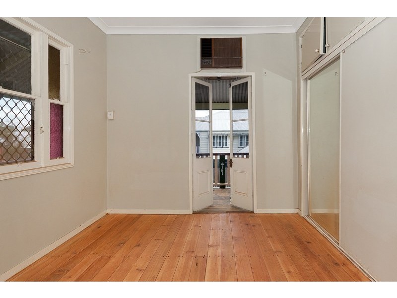 21 Dudleigh Street, Booval QLD 4304