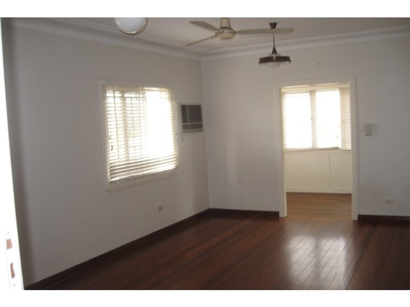 49 Pozieres Road, Tarragindi QLD 4121