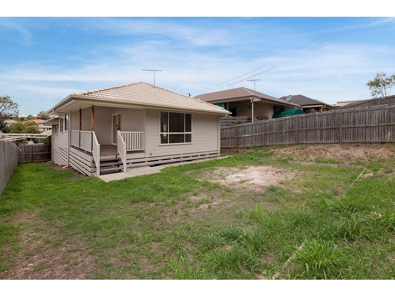 2 Heathwood Place, Collingwood Park QLD 4301