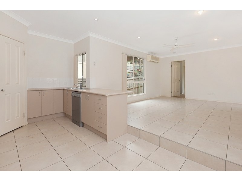 2 Heathwood Place, Collingwood Park QLD 4301