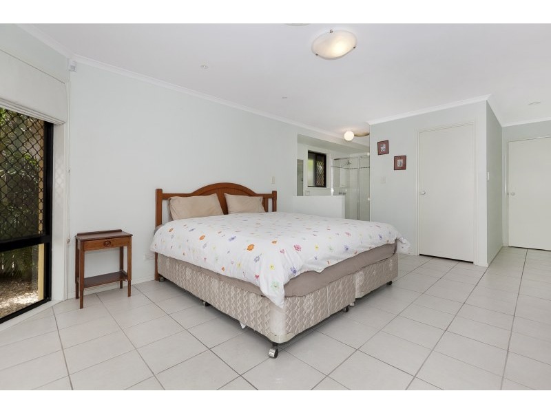 20 Glenwood Place, Moggill QLD 4070