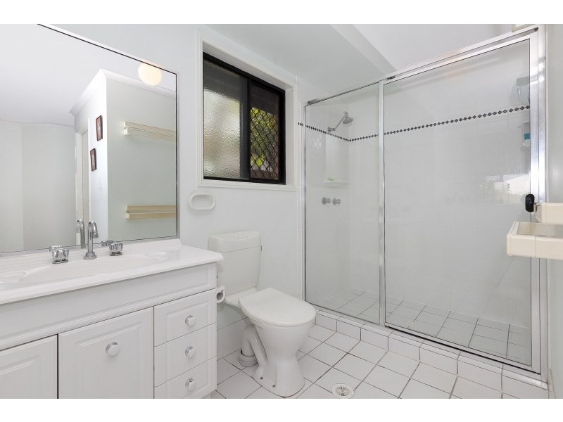 20 Glenwood Place, Moggill QLD 4070