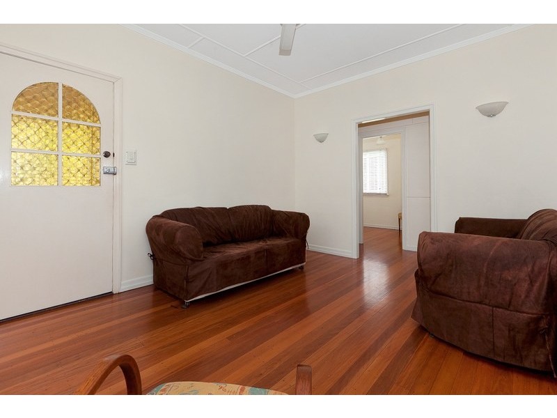 12 Hindon Street, Corinda QLD 4075