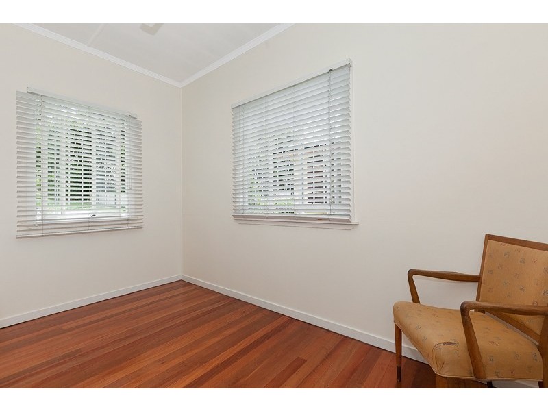 12 Hindon Street, Corinda QLD 4075