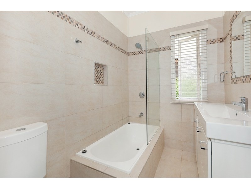 12 Hindon Street, Corinda QLD 4075