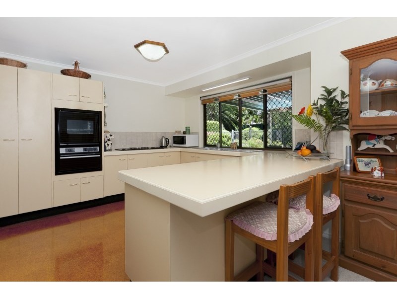 16 Montanus Drive, Bellbowrie QLD 4070