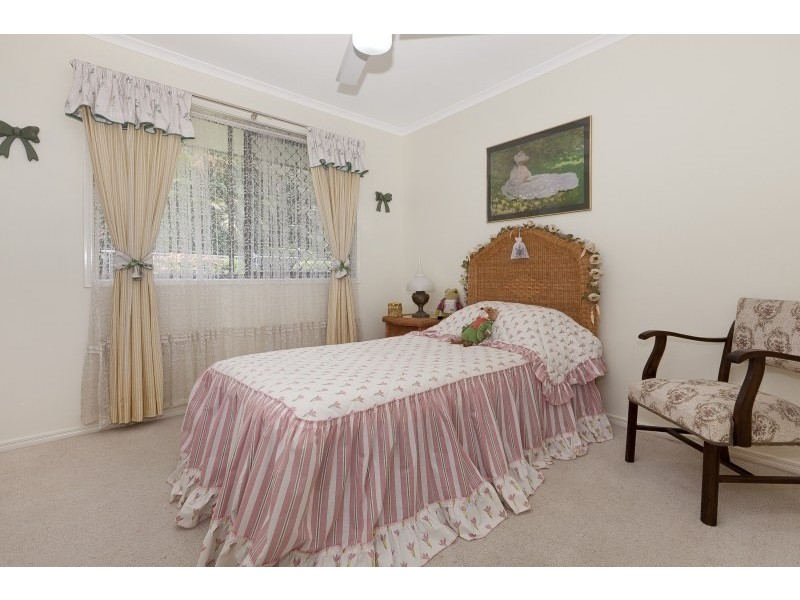 16 Montanus Drive, Bellbowrie QLD 4070