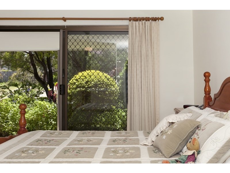 16 Montanus Drive, Bellbowrie QLD 4070