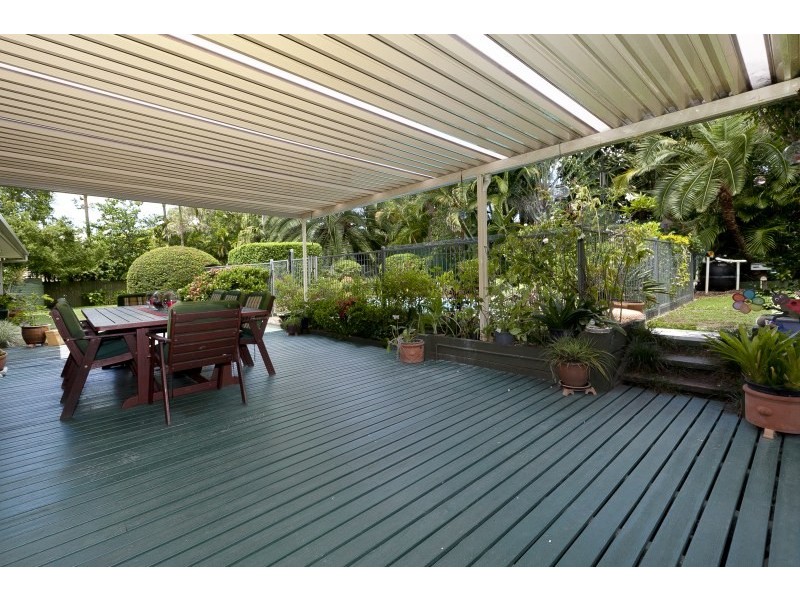 16 Montanus Drive, Bellbowrie QLD 4070