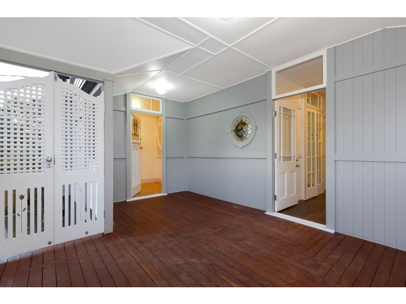 12 Arnott Street, Kedron QLD 4031