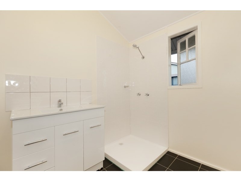 12 Arnott Street, Kedron QLD 4031