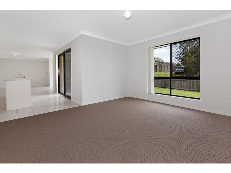 1 Davison Court, Marsden QLD 4132