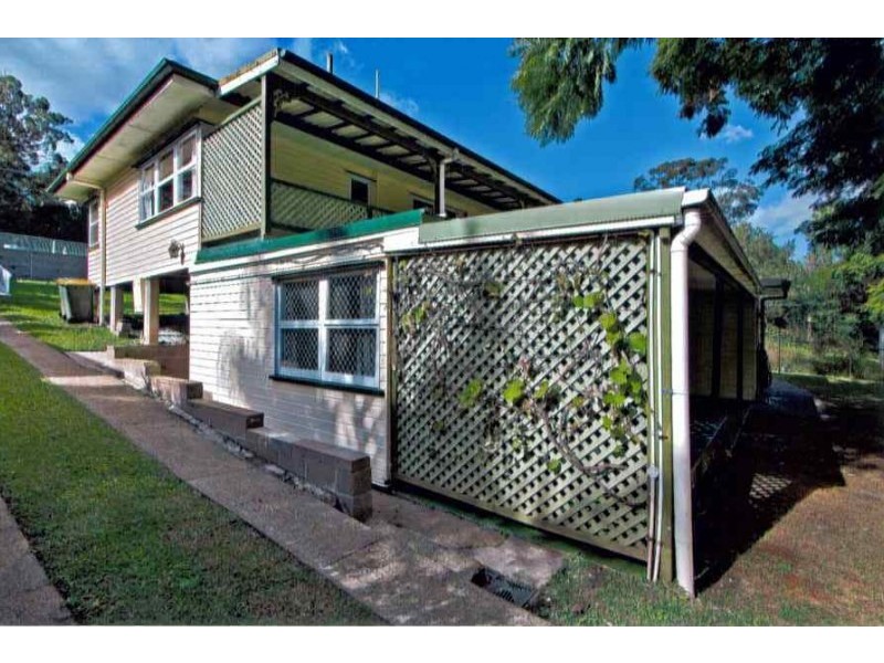 1050 Moggill Road, Kenmore QLD 4069