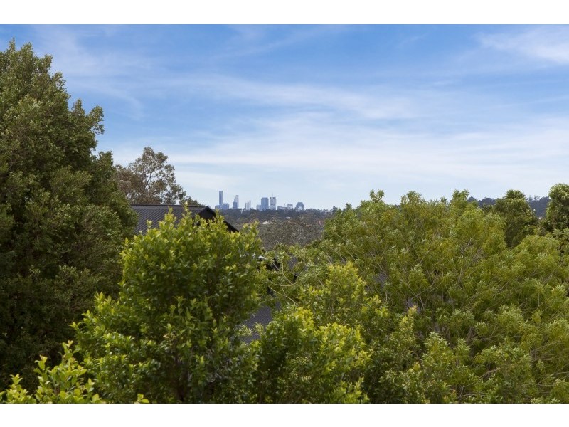 16 Greenwood Close, Moggill QLD 4070