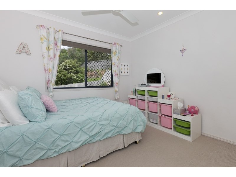 16 Greenwood Close, Moggill QLD 4070