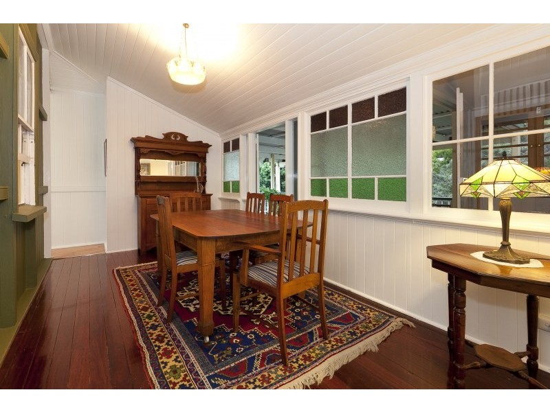 17 Frank Street, Norman Park QLD 4170