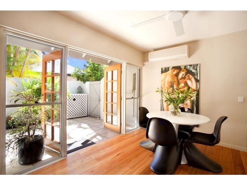 Unit 1/17 Laburnum Crescent, Noosaville QLD 4566