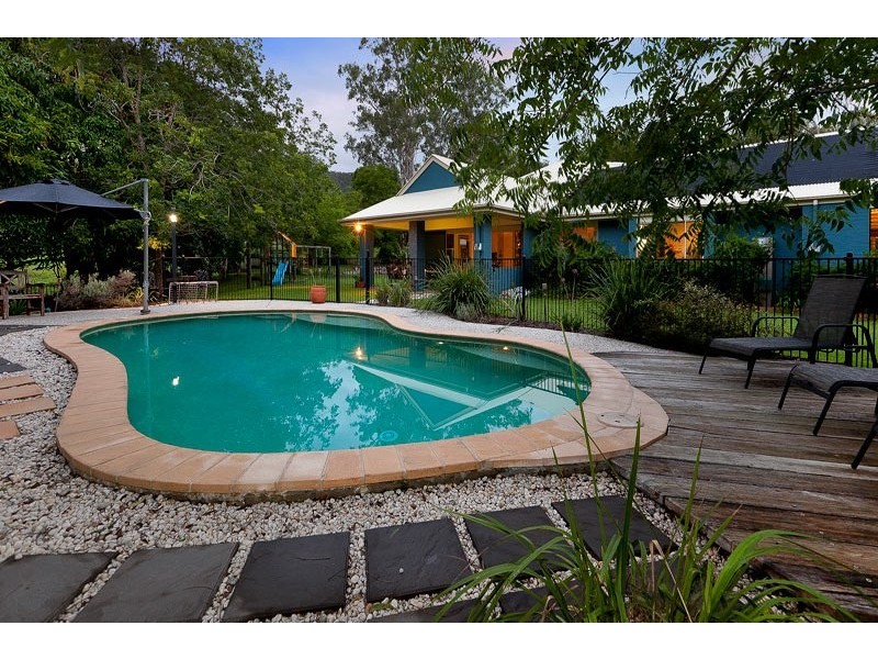 261 Upper Camp Mountain Road, Camp Mountain QLD 4520