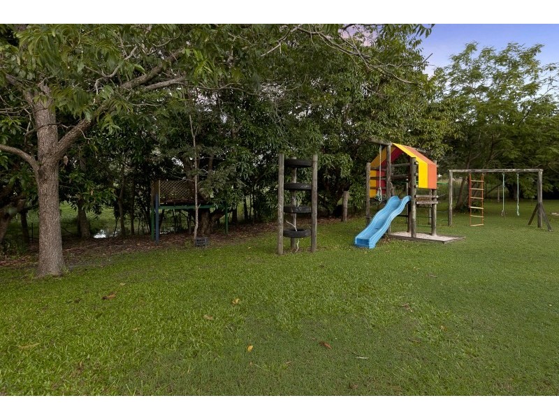 261 Upper Camp Mountain Road, Camp Mountain QLD 4520