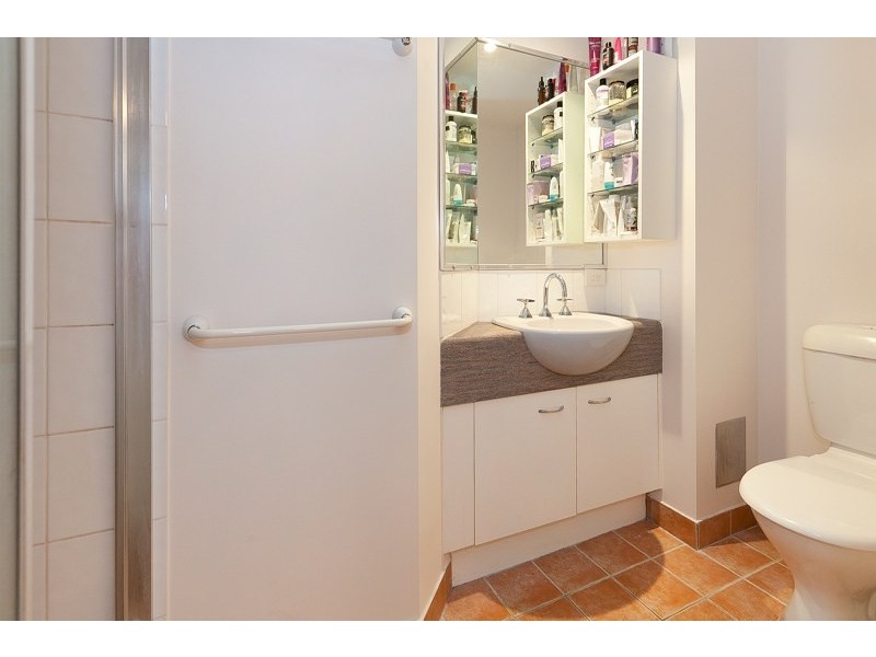 Unit 8/27 Campbell Street, Toowong QLD 4066