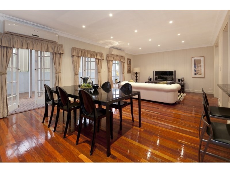 117 Khartoum Street, Gordon Park QLD 4031