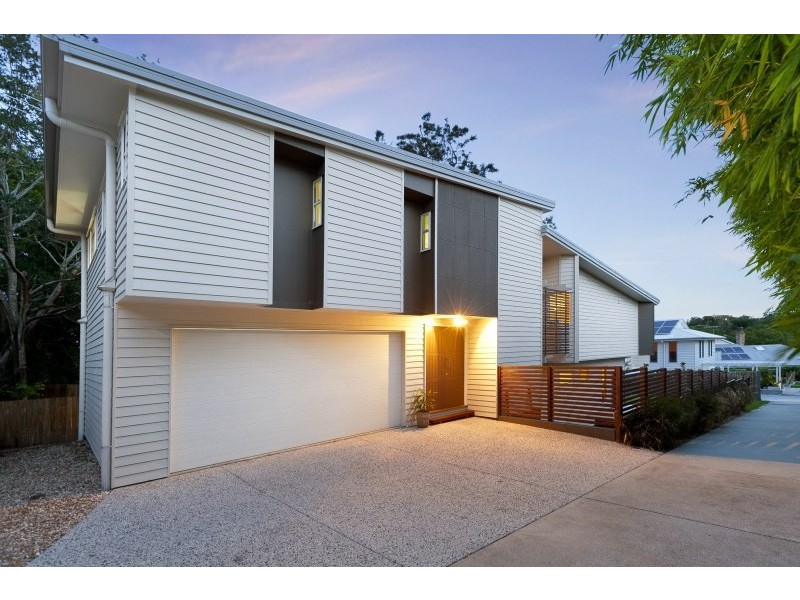 12 Thurlow Street, Newmarket QLD 4051