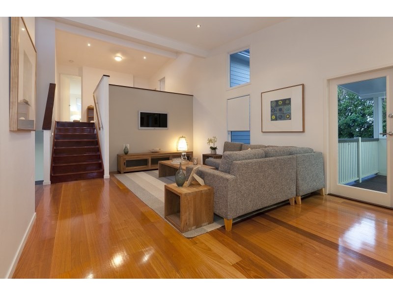 12 Thurlow Street, Newmarket QLD 4051