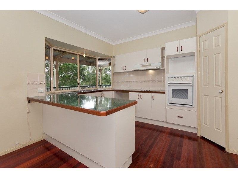 35 Riversleigh Road, Bellbowrie QLD 4070