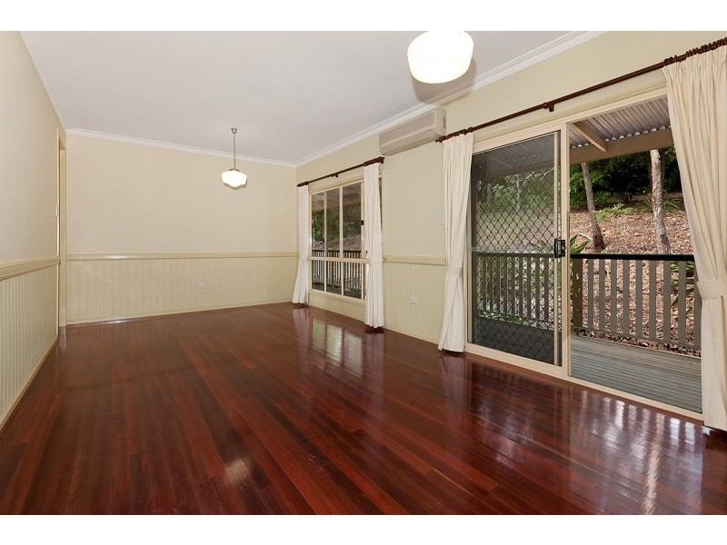 35 Riversleigh Road, Bellbowrie QLD 4070