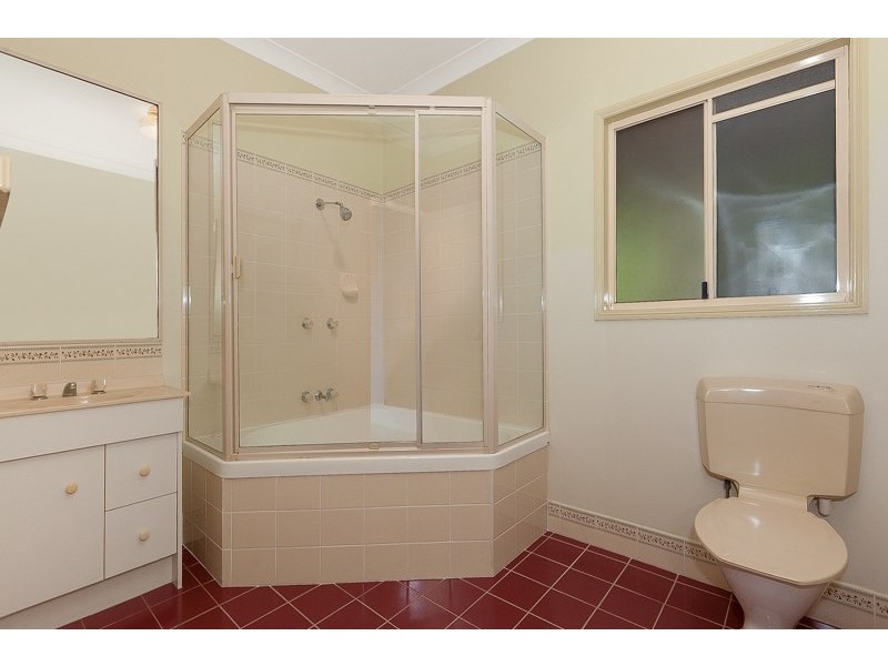 35 Riversleigh Road, Bellbowrie QLD 4070