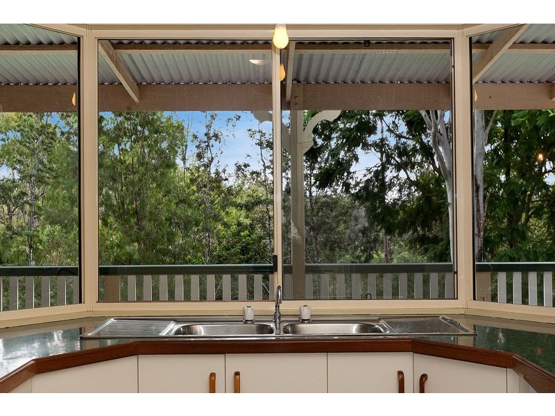 35 Riversleigh Road, Bellbowrie QLD 4070