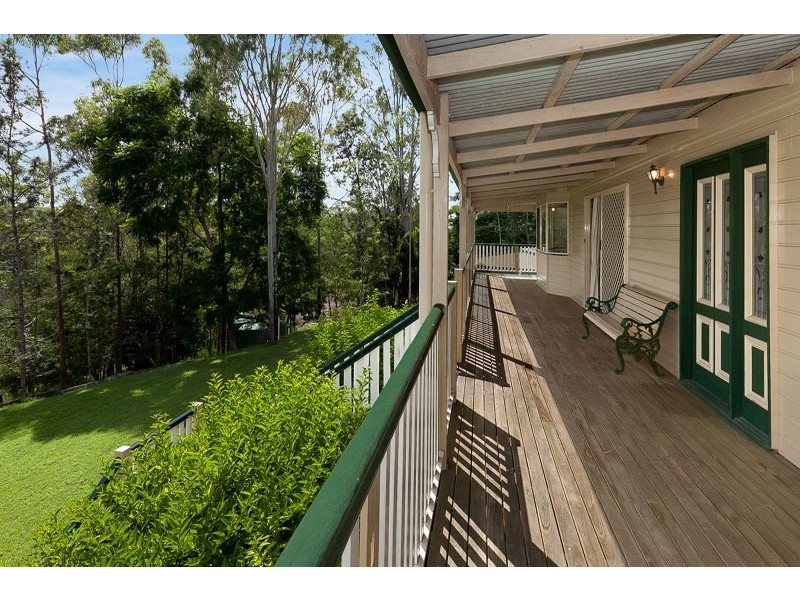 35 Riversleigh Road, Bellbowrie QLD 4070