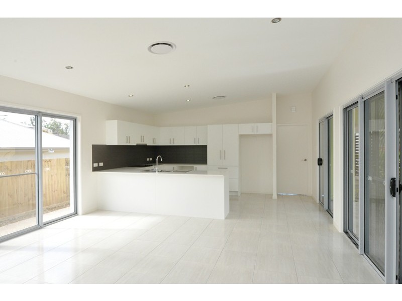 9 Telopea Place, Kirkwood QLD 4680