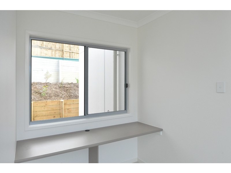 9 Telopea Place, Kirkwood QLD 4680