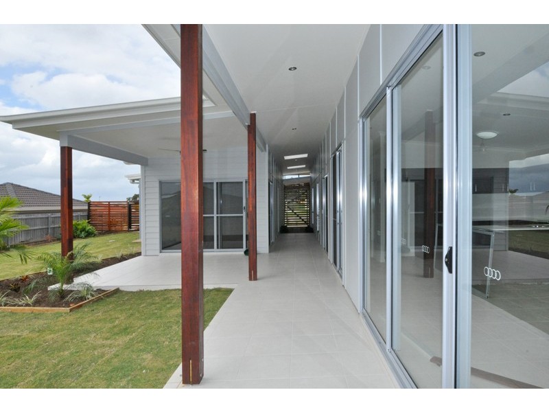 20 Dorinda Close, Clinton QLD 4680