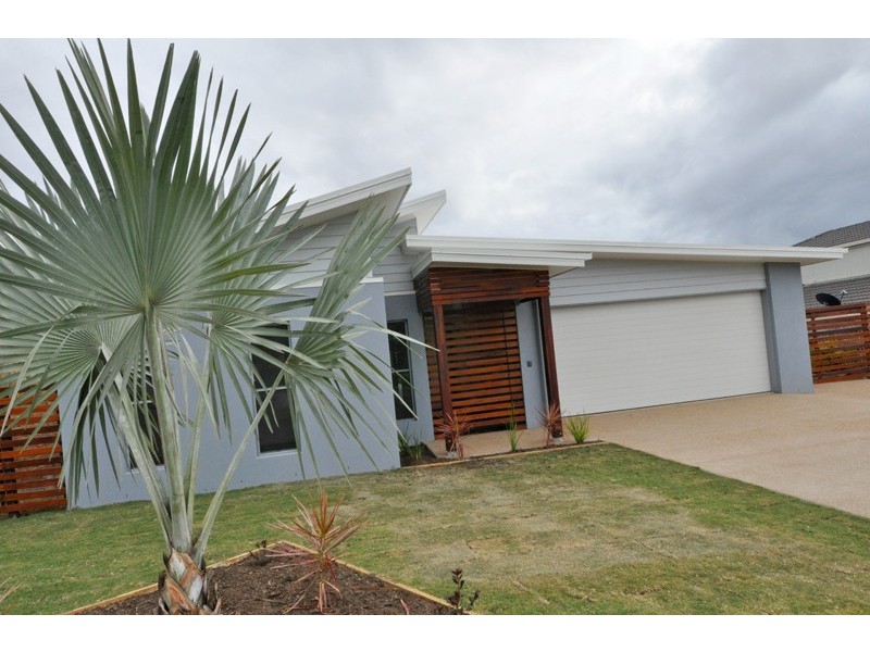 20 Dorinda Close, Clinton QLD 4680
