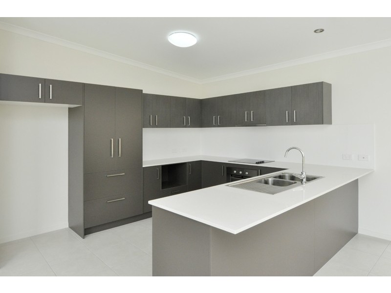 20 Dorinda Close, Clinton QLD 4680