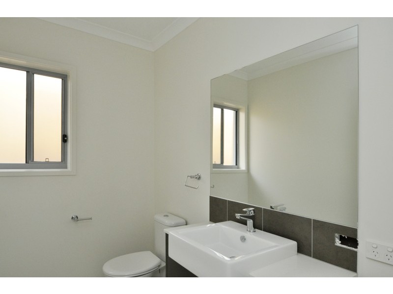 20 Dorinda Close, Clinton QLD 4680