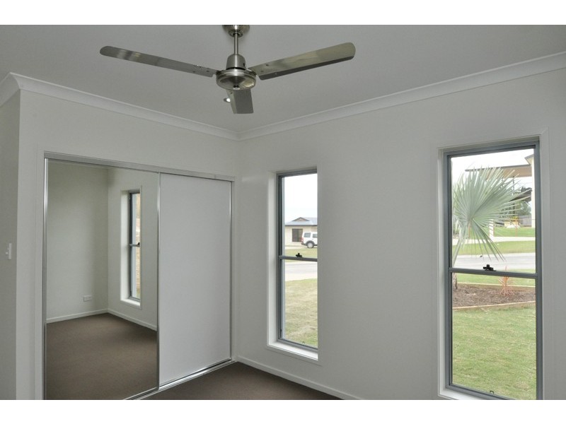 20 Dorinda Close, Clinton QLD 4680