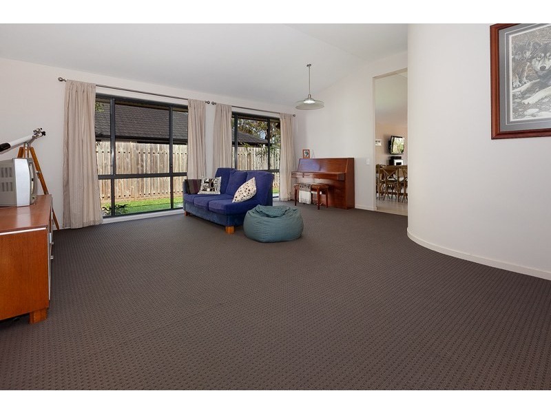 23 Courtney Place, Moggill QLD 4070