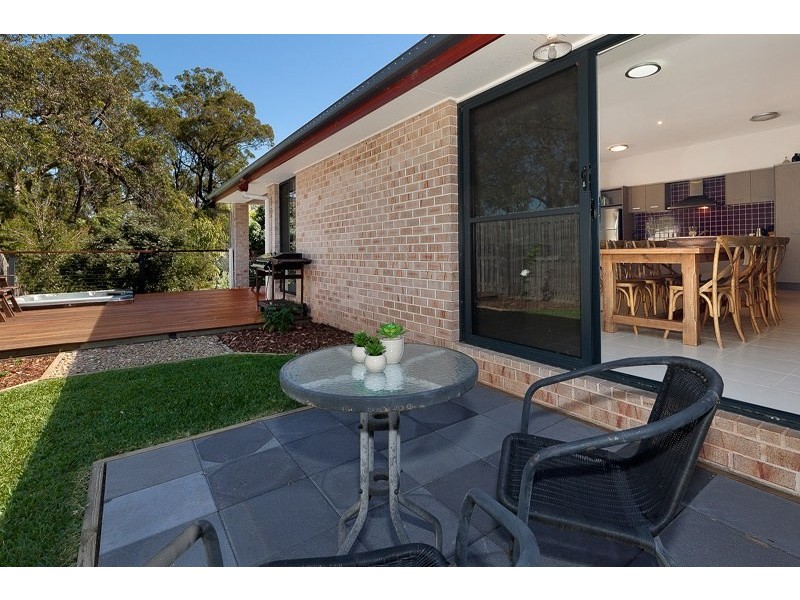 23 Courtney Place, Moggill QLD 4070