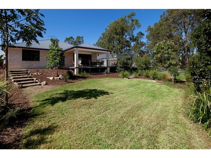 23 Courtney Place, Moggill QLD 4070