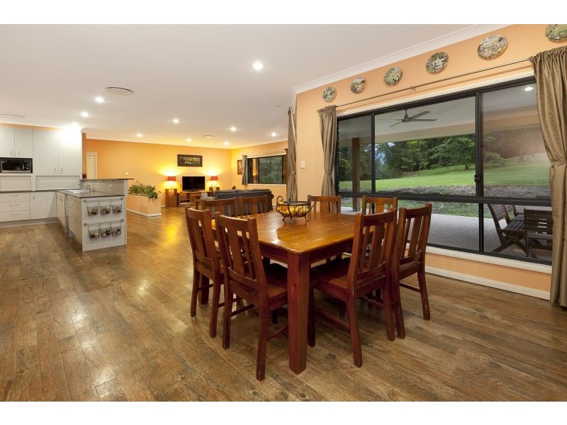 2-4 Showgrounds Drive, Highvale QLD 4520