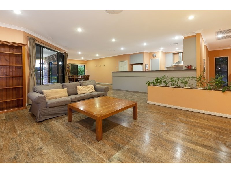 2-4 Showgrounds Drive, Highvale QLD 4520