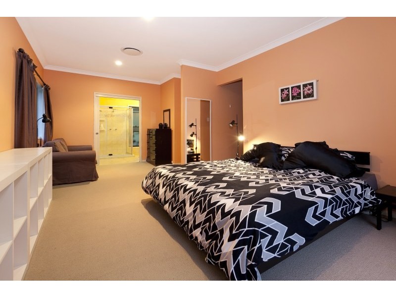 2-4 Showgrounds Drive, Highvale QLD 4520
